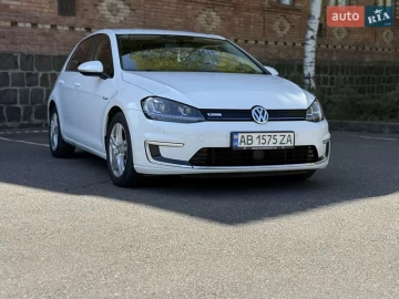 Авто Volkswagen E-Golf 2014 № 7621259