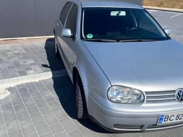 Авто Volkswagen Golf 2003 № 7621402