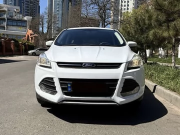Авто Ford Escape 2015 № 7621504