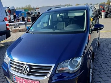 Авто Volkswagen Touran 2009 № 7621709