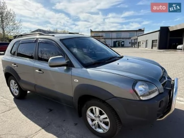 Авто Hyundai Tucson 2011 № 7621752