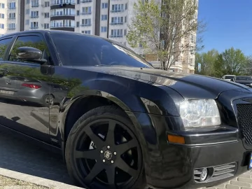 Авто Chrysler 300C 2010 № 7621773