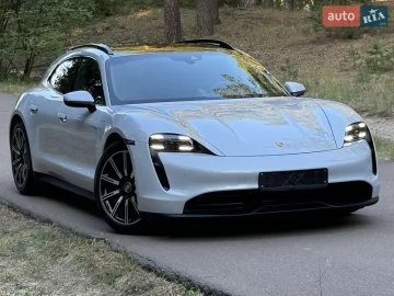 Авто Porsche Taycan Sport Turismo 2023 № 7621871
