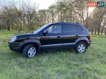 Авто Hyundai Tucson 2007 № 7621990