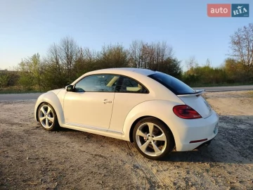 Авто Volkswagen Beetle 2015 № 7622068