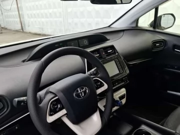 Авто Toyota Prius 2018 № 7622099