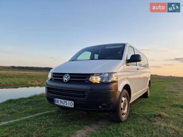 Авто Volkswagen Transporter 2015 № 7622110