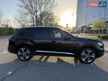 Авто Audi Q7 2020 № 7622162
