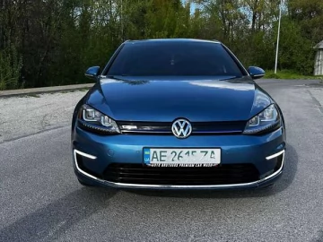 Авто Volkswagen E-Golf 2015 № 7622372