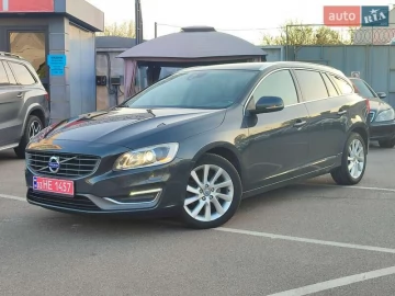 Авто Volvo V60 2014 № 7622407
