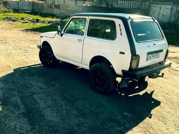 Авто ВАЗ 21214 4X4 2005 № 7622474