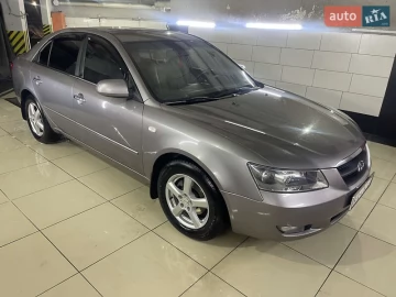 Авто Hyundai Sonata 2005 № 7622982