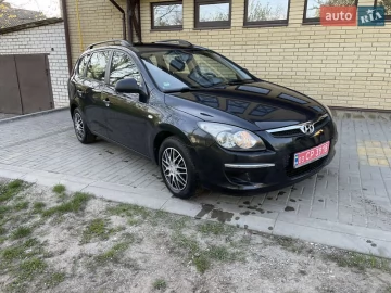 Авто Hyundai I30 2010 № 7622984