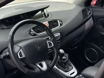 Авто Renault Grand Scenic 2011 № 7623002
