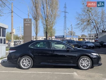 Авто Toyota Camry 2020 № 7623068