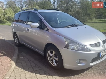 Авто Mitsubishi Grandis 2006 № 7623172