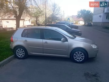 Авто Volkswagen Golf 2005 № 7623374
