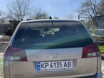 Авто Opel Vectra 2004 № 7623612