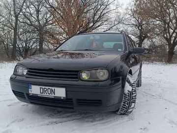 Авто Volkswagen Golf 2002 № 7623617