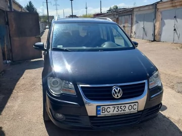 Авто Volkswagen Touran 2010 № 7623686