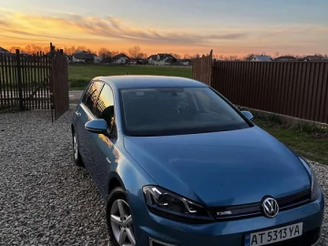 Авто Volkswagen E-Golf 2015 № 7623711