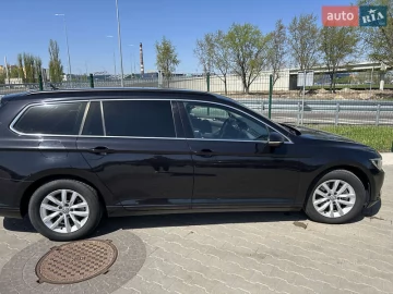 Авто Volkswagen Passat 2017 № 7623831