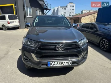 Авто Toyota Hilux 2022 № 7623899