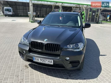 Авто BMW X5 2010 № 7624097