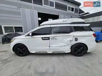 Авто KIA Carnival 2017 № 7624160