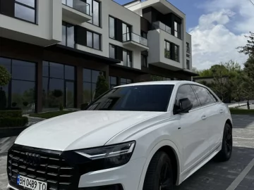 Авто Audi Q8 2018 № 7624229