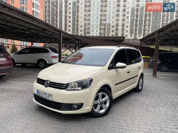 Авто Volkswagen Touran 2015 № 7624432