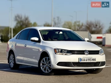 Авто Volkswagen Jetta 2014 № 7624443