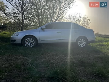 Авто Volkswagen Passat 2005 № 7624646