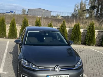 Авто Volkswagen E-Golf 2017 № 7624863