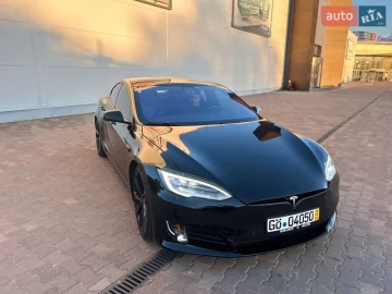 Авто Tesla Model S 2018 № 7624931