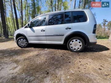 Авто Volkswagen Touran 2008 № 7625071