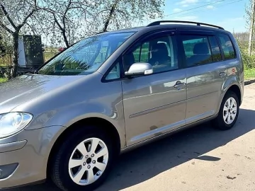 Авто Volkswagen Touran 2007 № 7625081