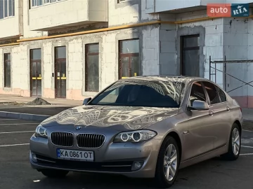 Авто BMW 5 Series 2013 № 7625183