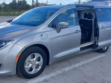 Авто Chrysler Pacifica 2018 № 7625273