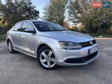 Авто Volkswagen Jetta 2012 № 7625361