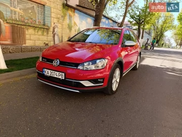 Авто Volkswagen Golf 2017 № 7625366