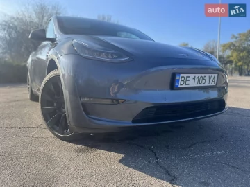Авто Tesla Model Y 2022 № 7625455