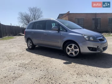 Авто Opel Zafira 2010 № 7625475