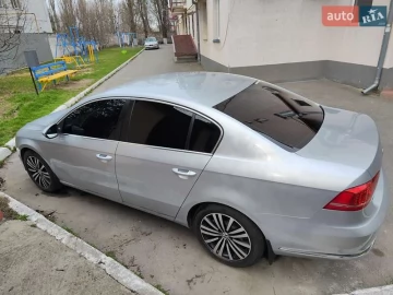 Авто Volkswagen Passat 2011 № 7625599