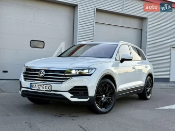 Авто Volkswagen Touareg 2019 № 7625853