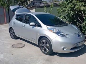 Авто Nissan Leaf 2013 № 7625960