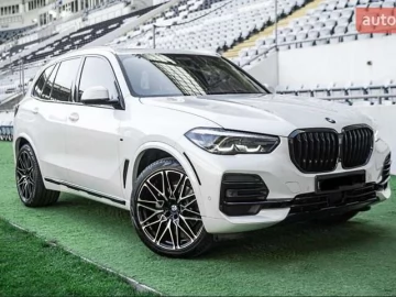 Авто BMW X5 2021 № 7626043