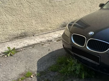 Авто BMW 5 Series 2003 № 7626048