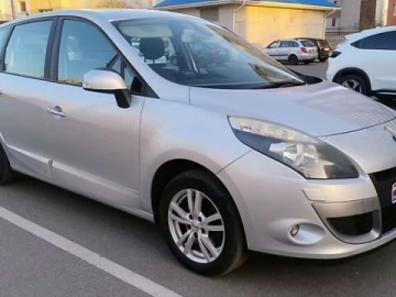 Авто Renault Scenic 2011 № 7626100