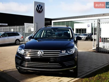 Авто Volkswagen Touareg 2018 № 7626197